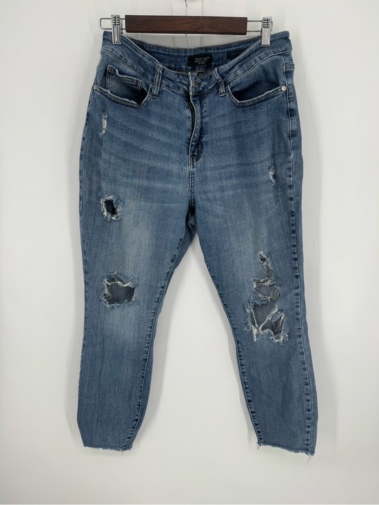 Judy Blue Denim - Judy Blue Distressed Skinny Jeans Raw Hem Stretch Denim Relaxed Women’s 16W Plus